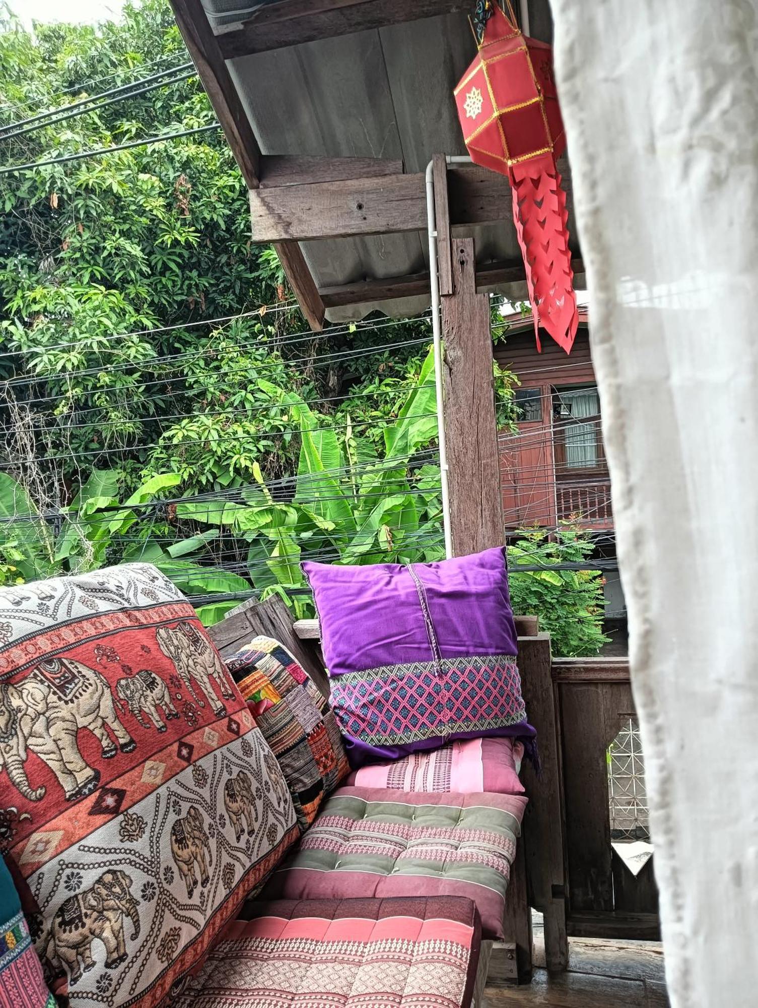 Huen Chiang Man Hostel Chiang Mai Exterior foto