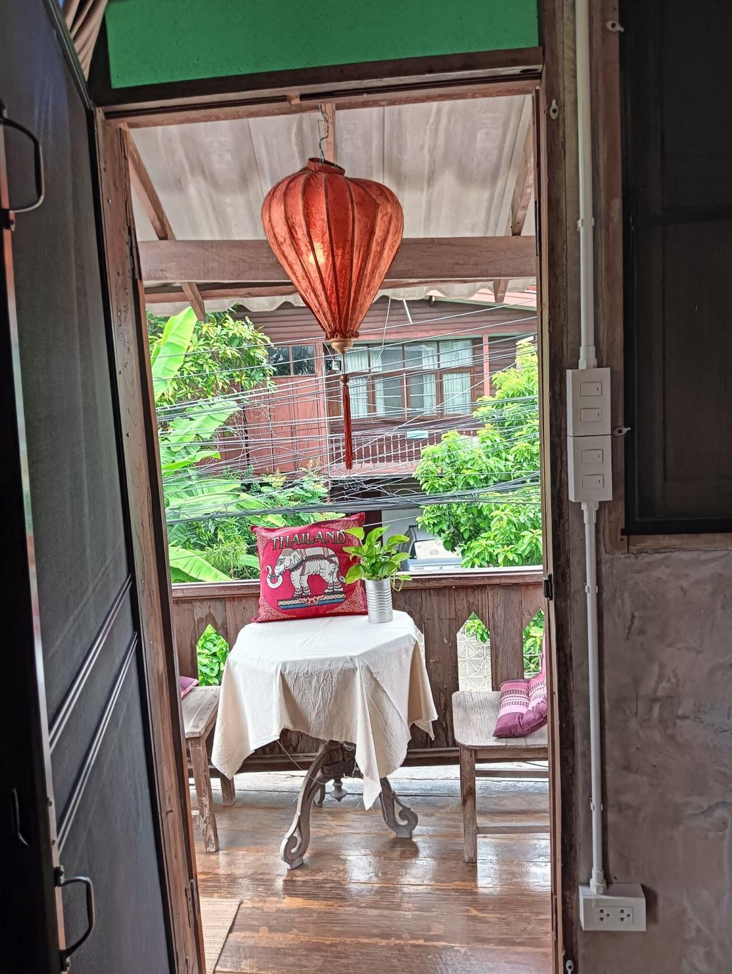 Huen Chiang Man Hostel Chiang Mai Exterior foto