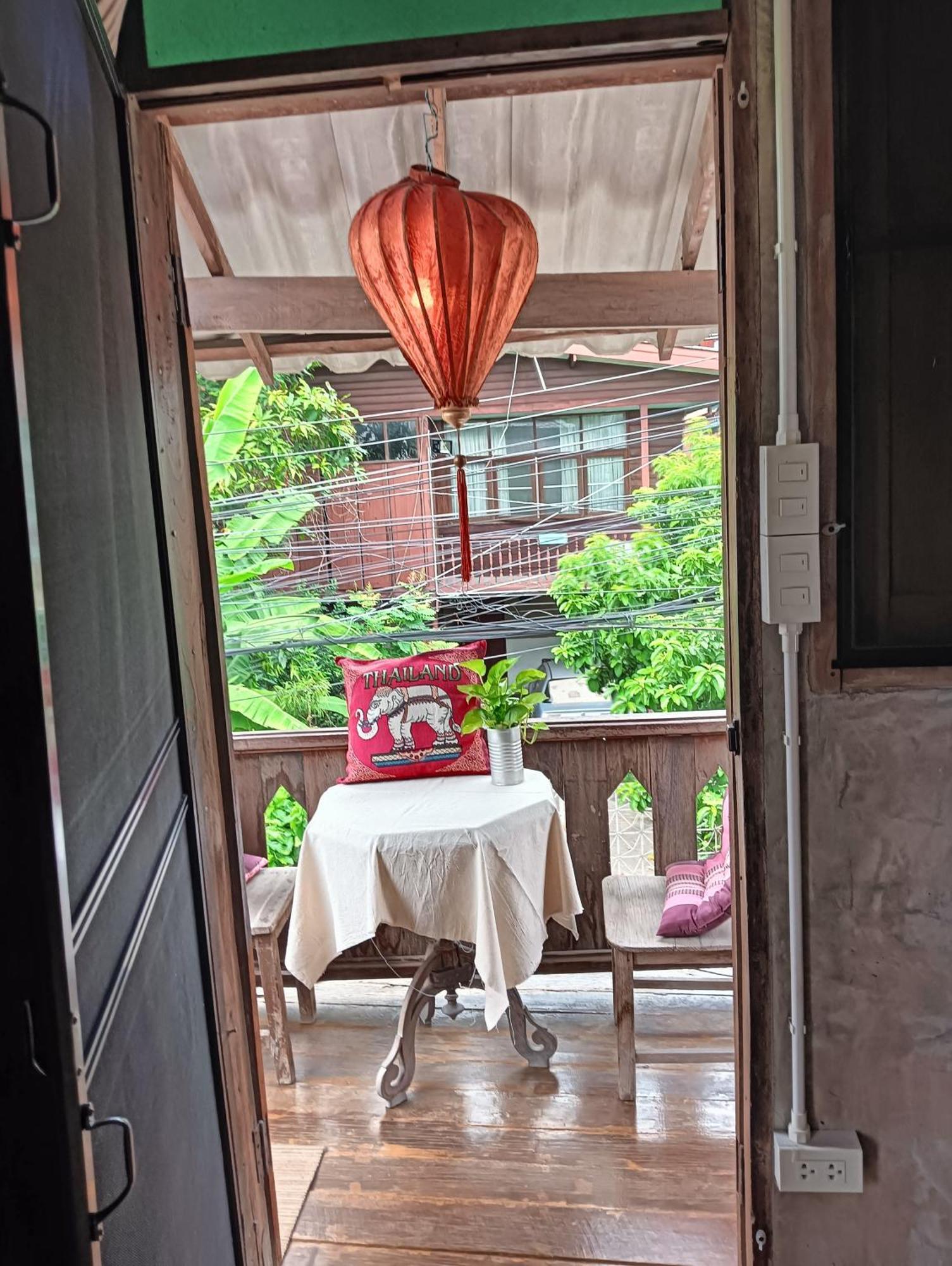 Huen Chiang Man Hostel Chiang Mai Exterior foto