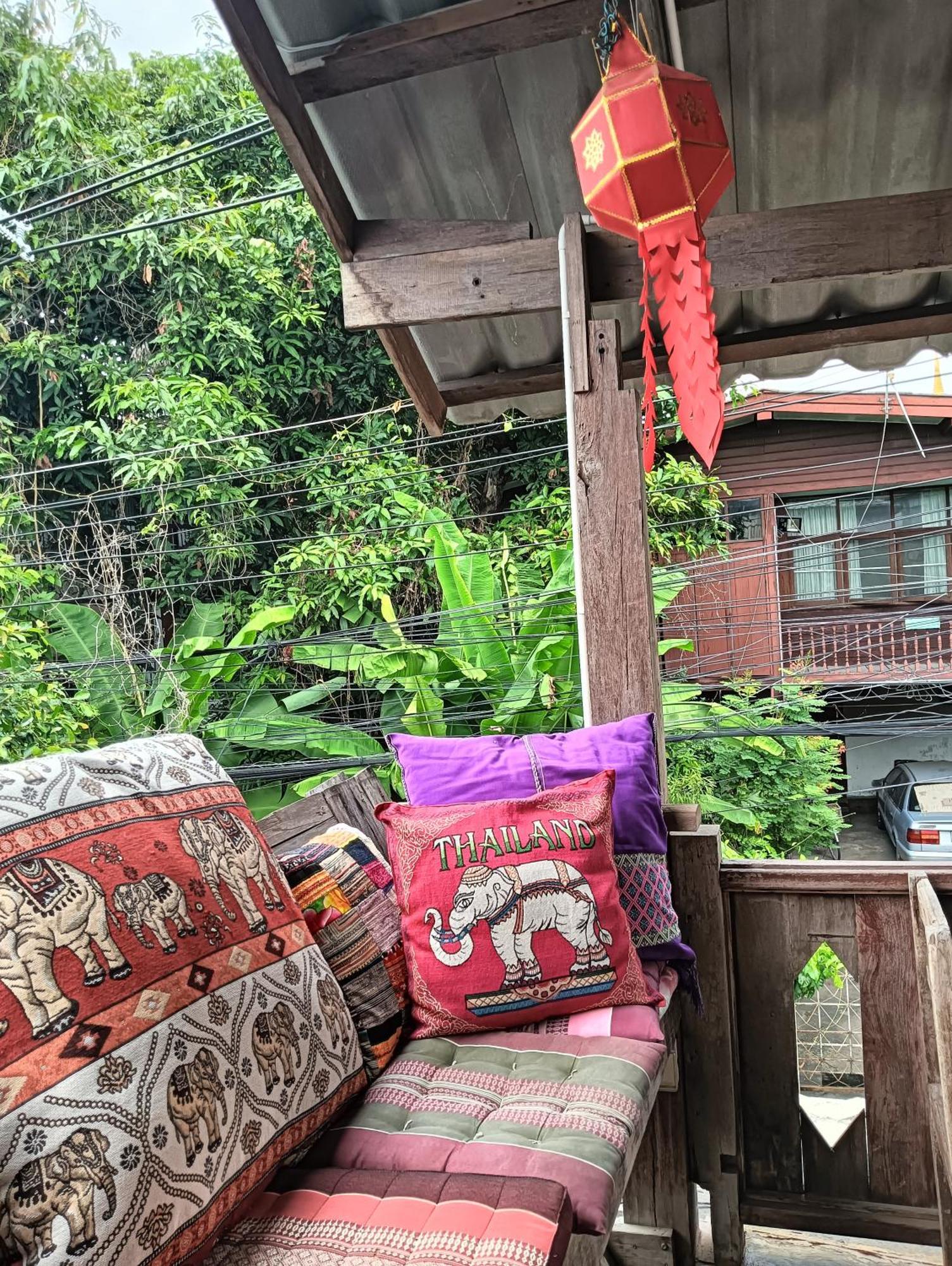 Huen Chiang Man Hostel Chiang Mai Exterior foto