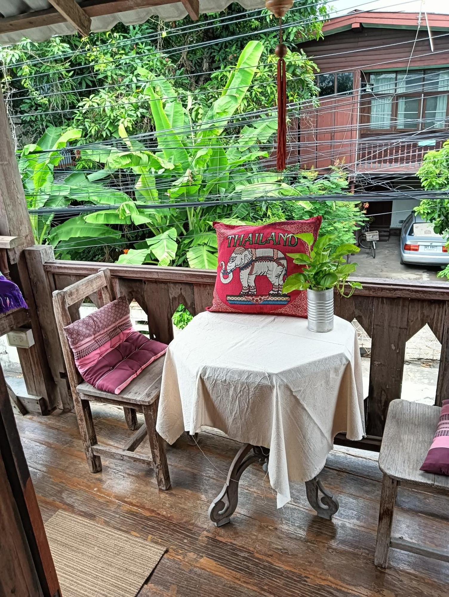 Huen Chiang Man Hostel Chiang Mai Exterior foto