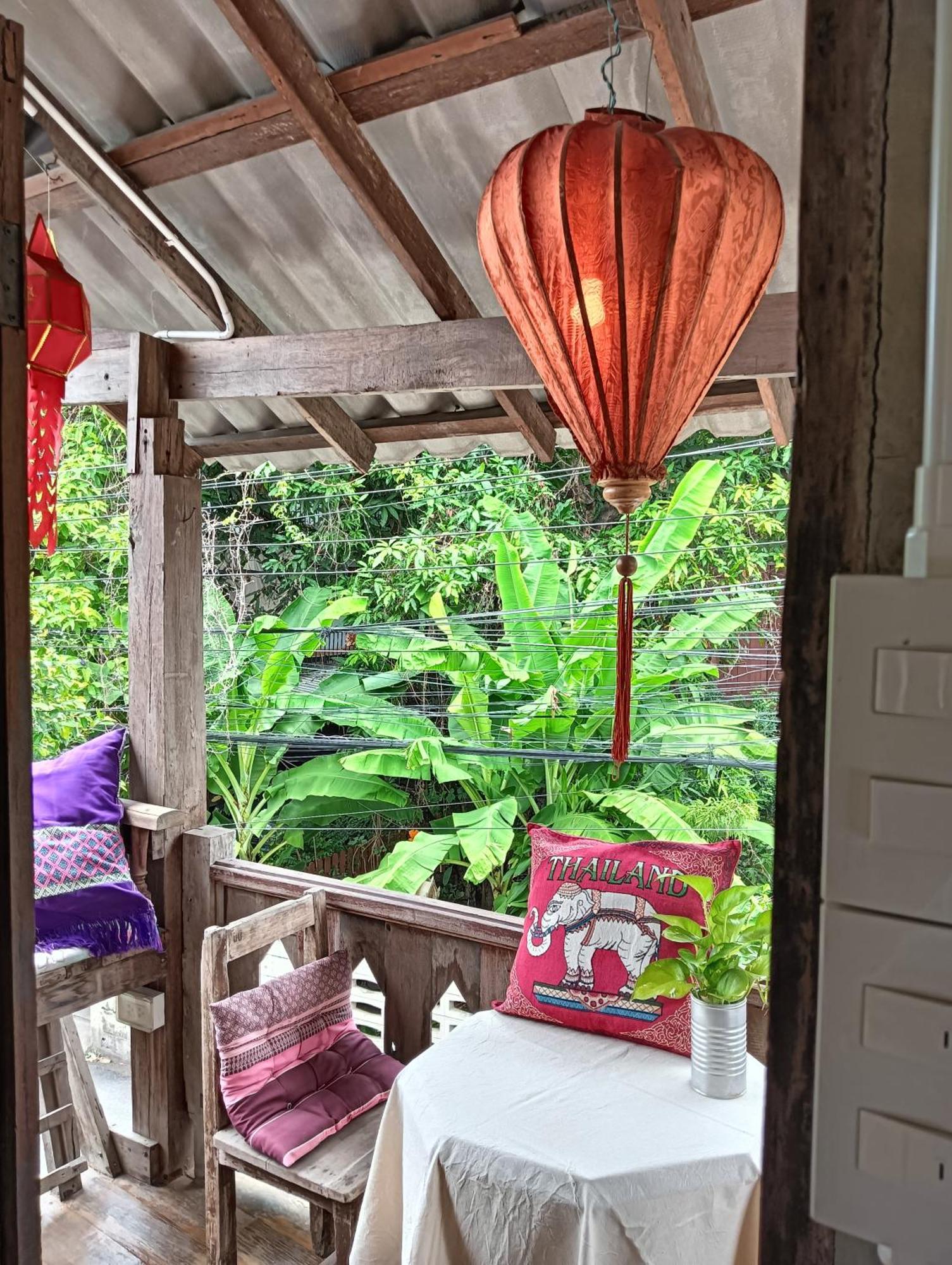Huen Chiang Man Hostel Chiang Mai Exterior foto
