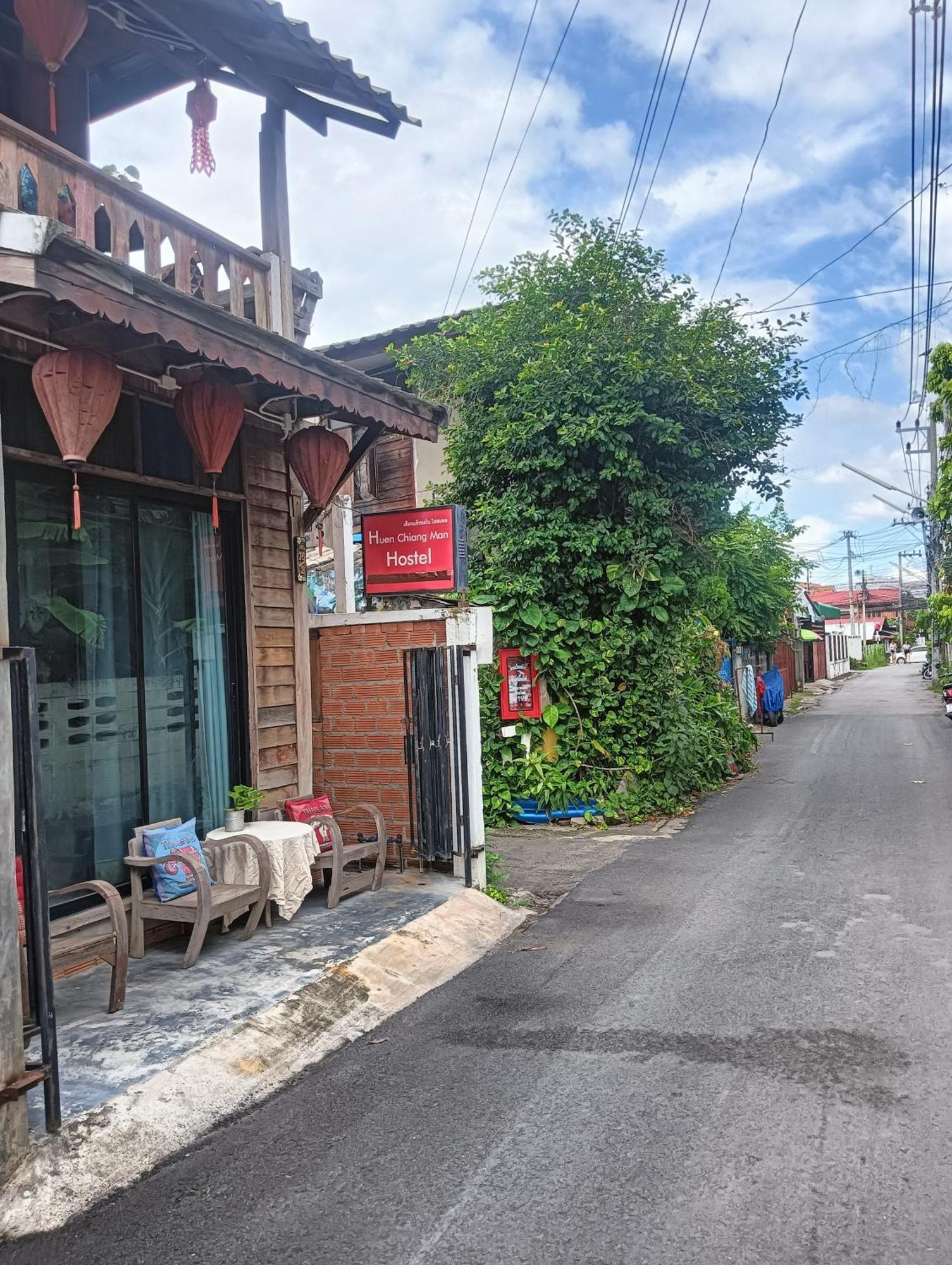 Huen Chiang Man Hostel Chiang Mai Exterior foto