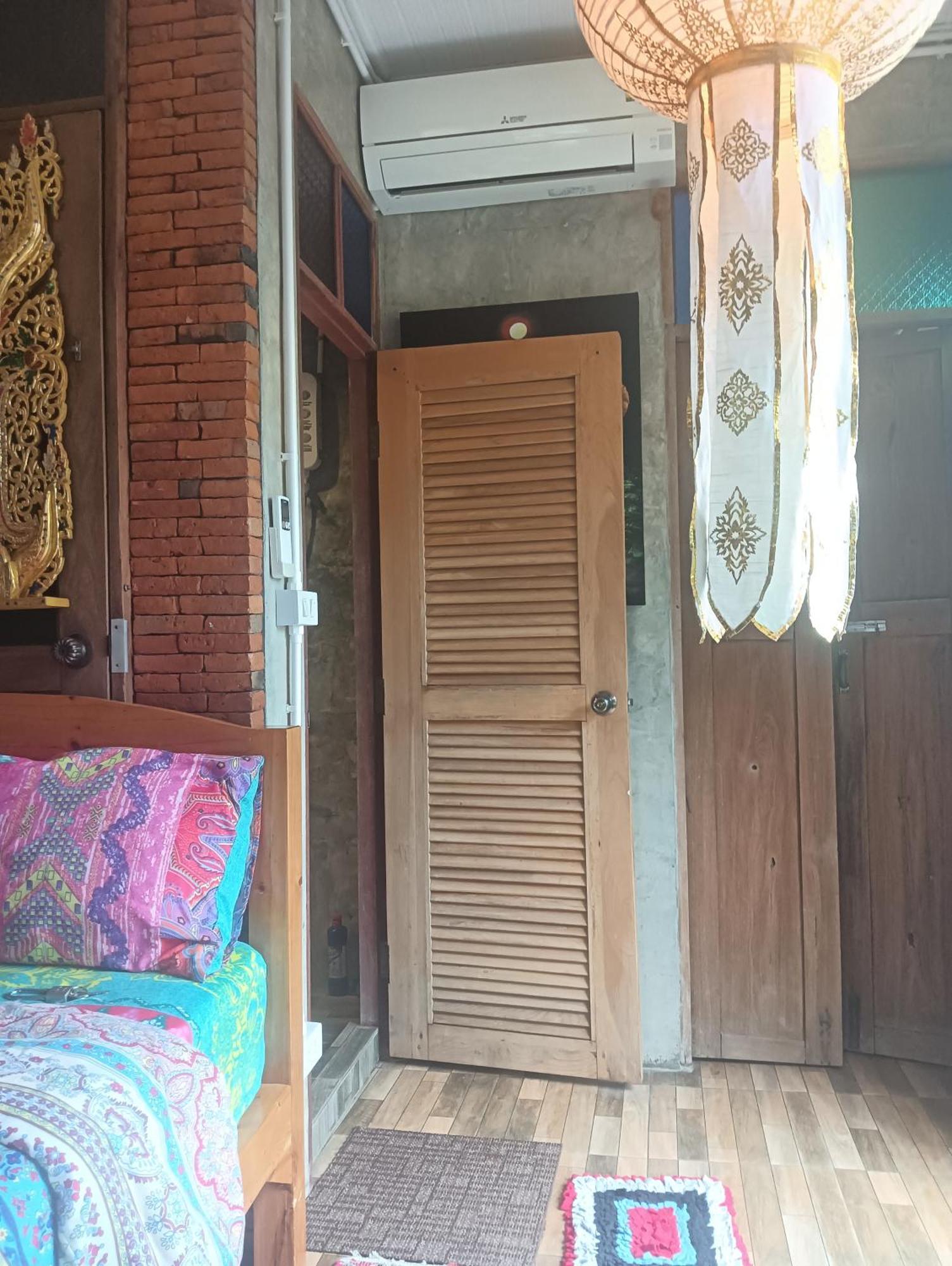 Huen Chiang Man Hostel Chiang Mai Exterior foto