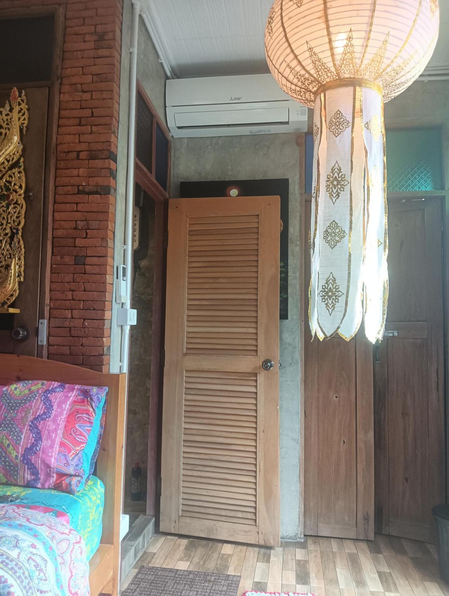 Huen Chiang Man Hostel Chiang Mai Exterior foto