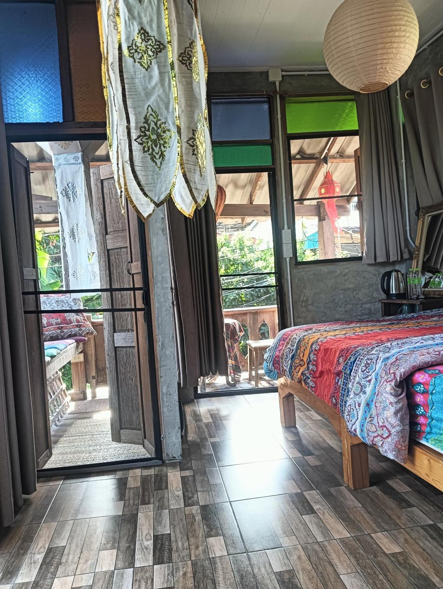 Huen Chiang Man Hostel Chiang Mai Exterior foto